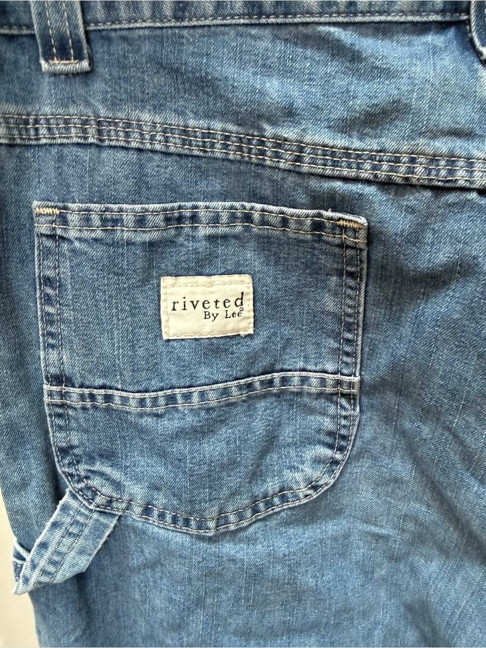 Lee Women's Medium Blue Denim Capris - Picture 8 of 11